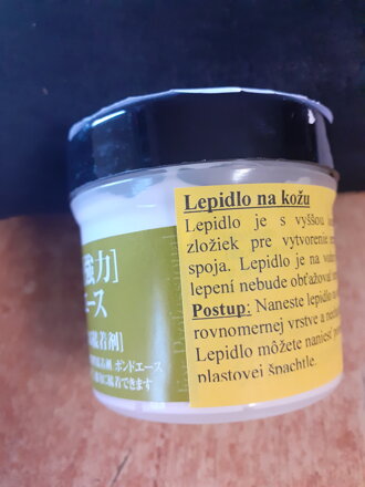 Lepidlo na kožu 100 ml