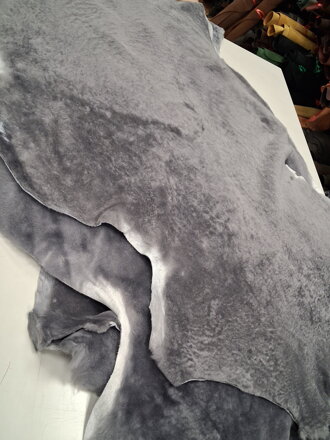 Sivá kožušina "N"