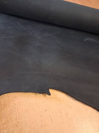 Hovädzia koža crazy čierne